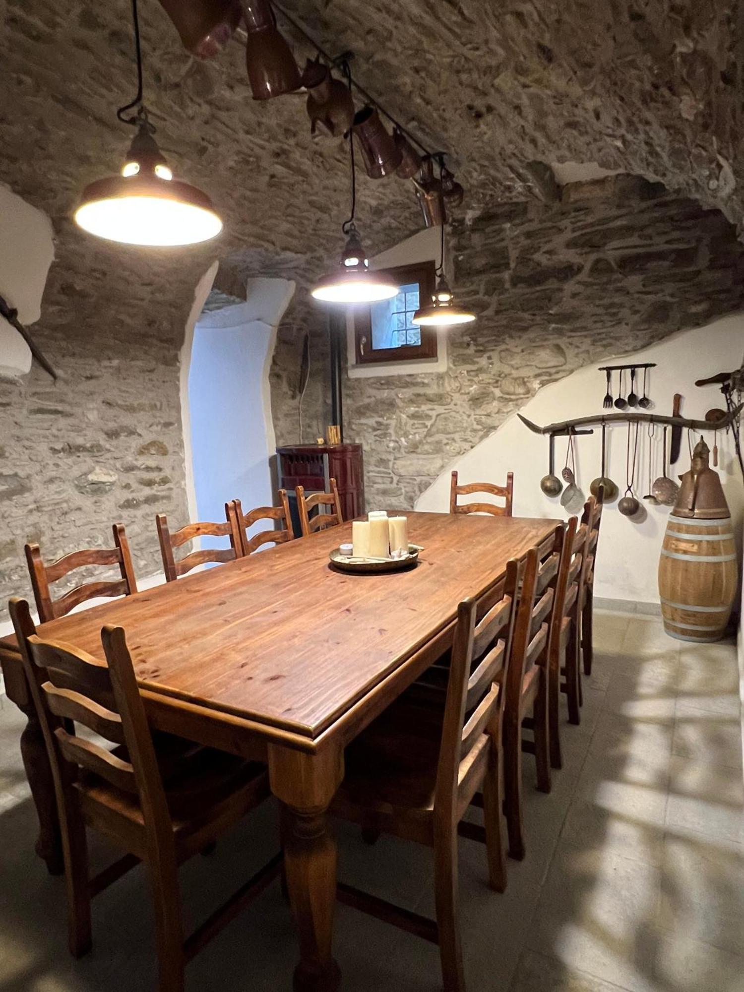 Casa Boru - A Beautiful Fully Restored Spacious House With Fantastic Views Calice al Cornoviglio Экстерьер фото